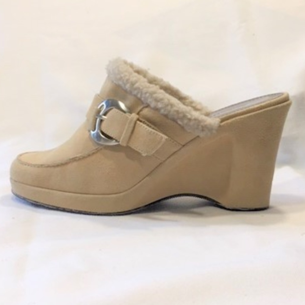 Alfani Kodiak Suede Slip-on Wedge, Size 7M